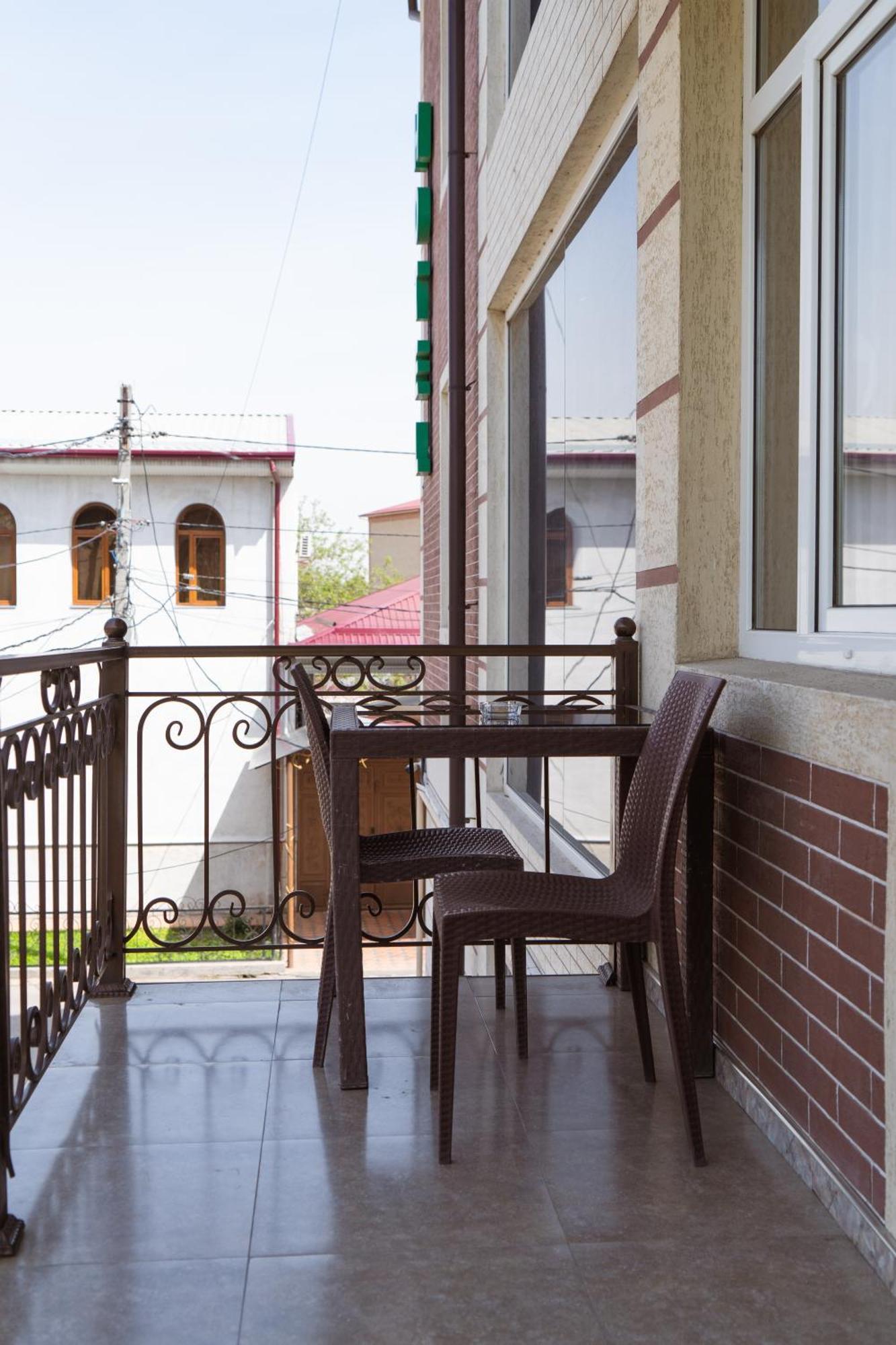 Отель Tourist Inn Ташкент Экстерьер фото