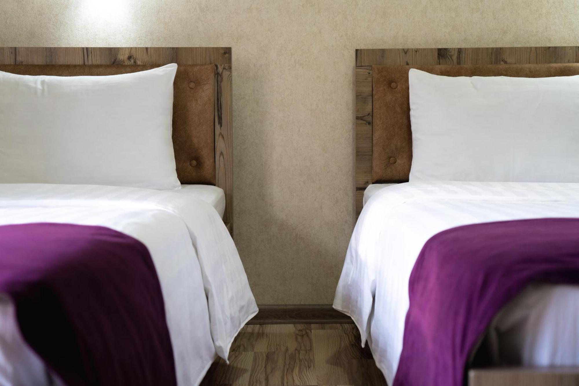 Отель Tourist Inn Ташкент Экстерьер фото