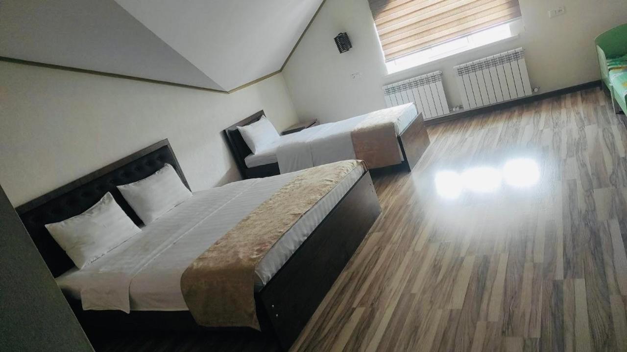 Отель Tourist Inn Ташкент Экстерьер фото