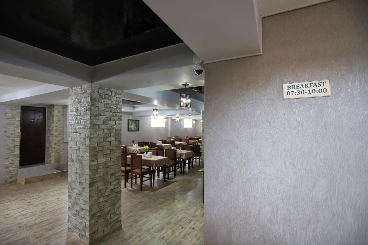 Отель Tourist Inn Ташкент Экстерьер фото